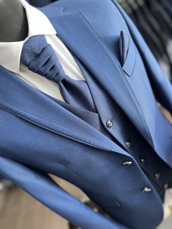 image_50399233 Királykék öltöny (5 részes)