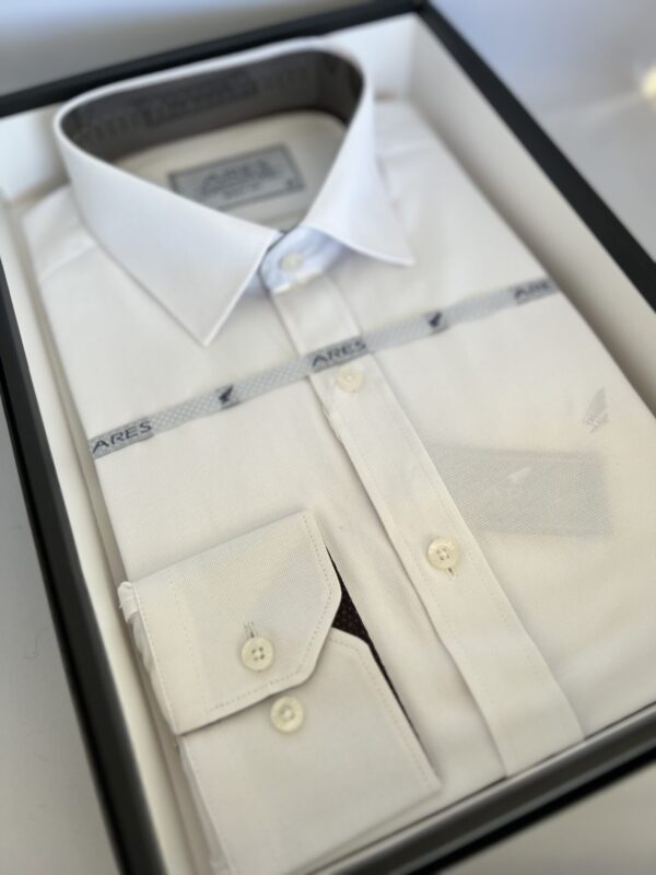 Fehér body fit férfi ing