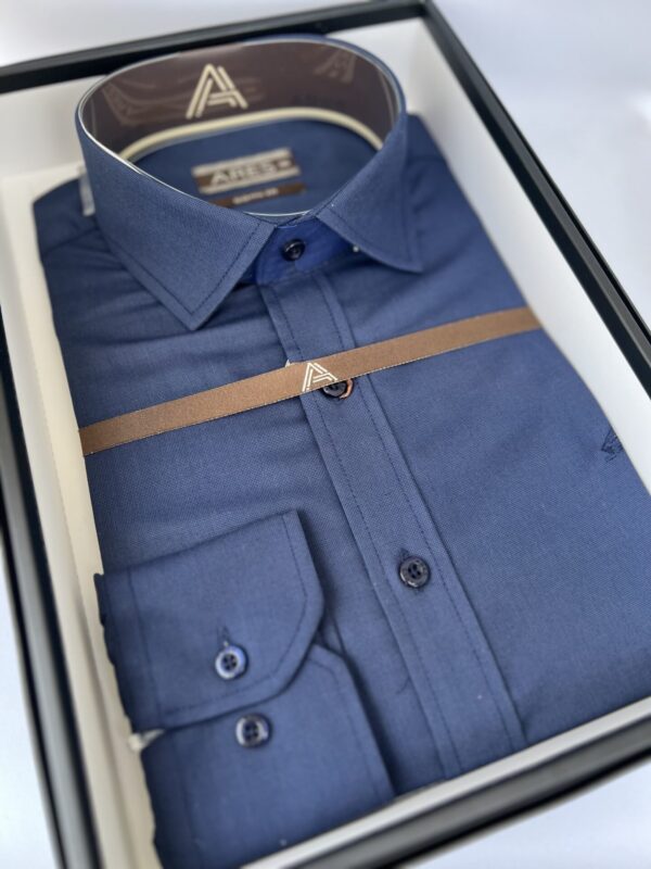 Sötétkék semi fit férfi ing