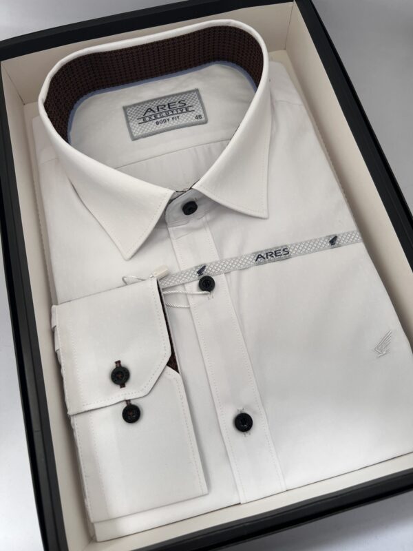 IMG_7298 Fehér férfi ing fekete gombokkal