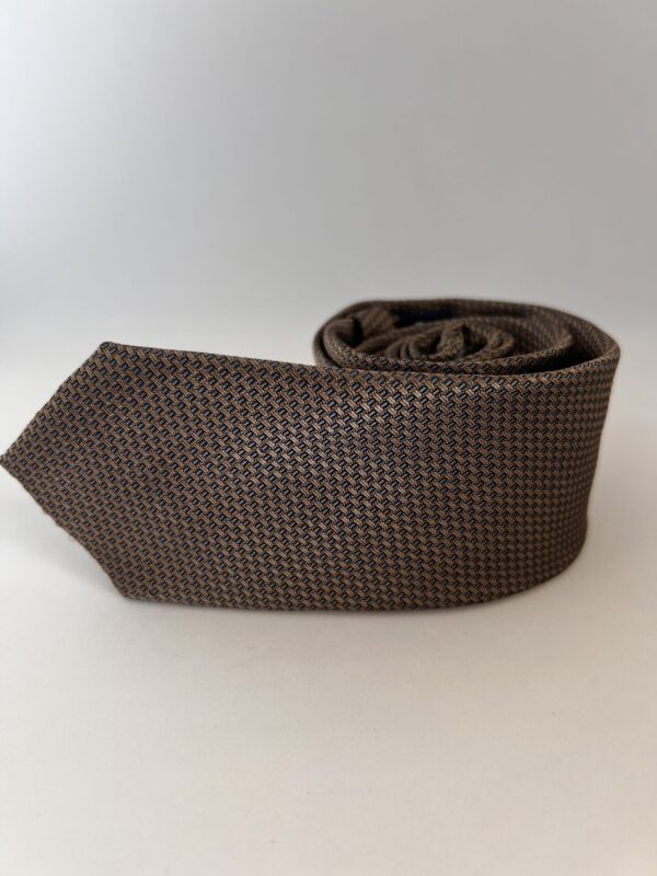 Barna kék mintás nyakkendő