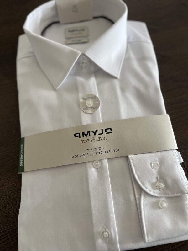 OLYMP Level Five fehér body fit vasaláskönnyített ing hosszabb ujjal